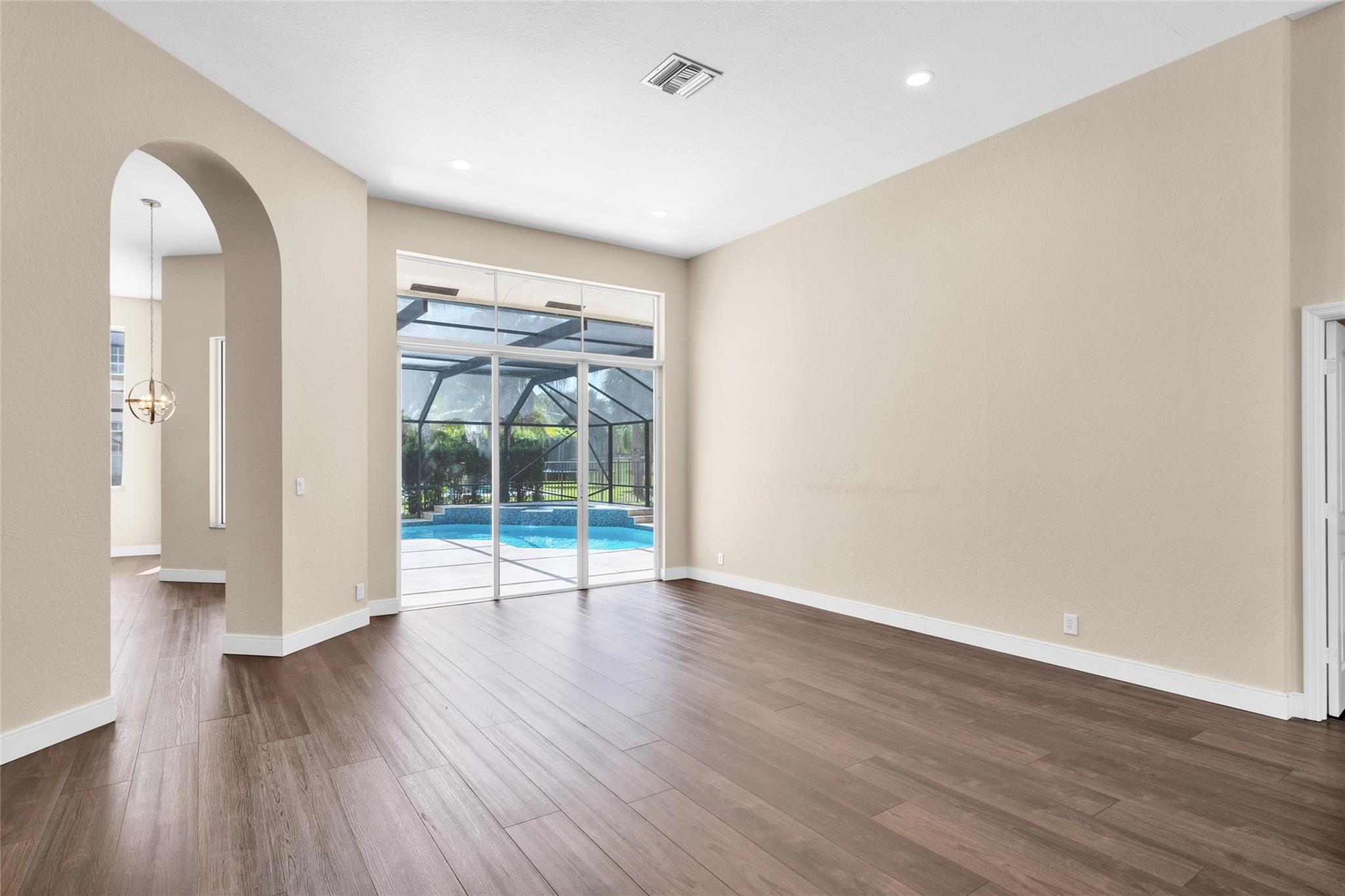 2511 Eagle Watch Ln Weston, FL 33327