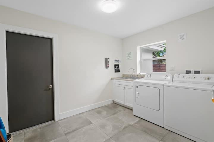 1949 Windward Pompano Beach, FL 33062