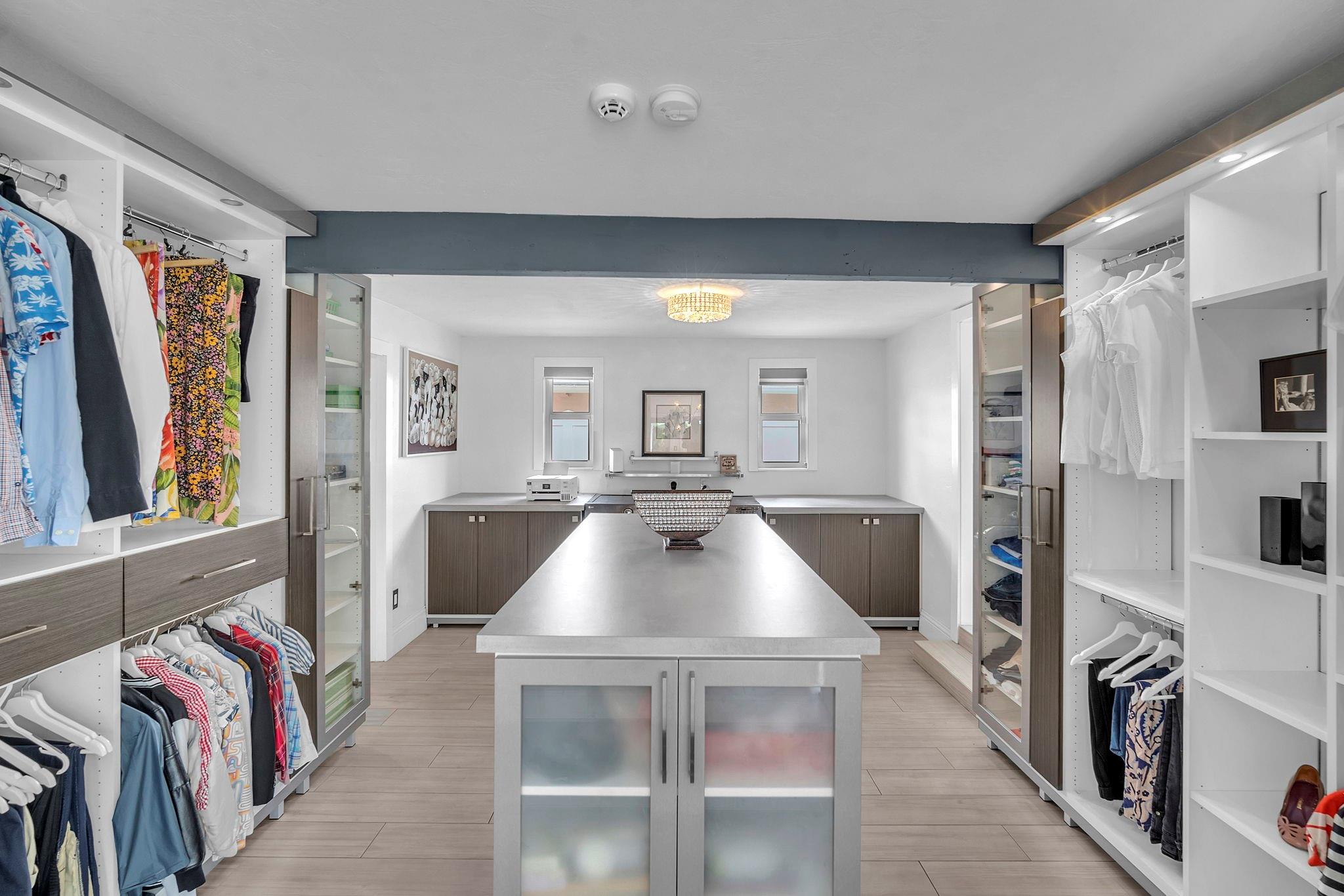 2212 NE 32nd Ave Fort Lauderdale, FL 33305