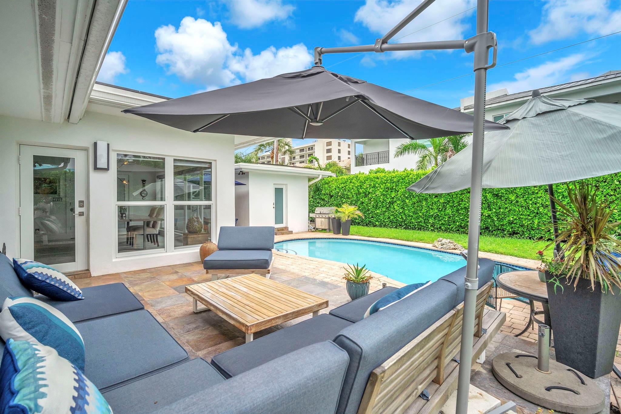 2212 NE 32nd Ave Fort Lauderdale, FL 33305