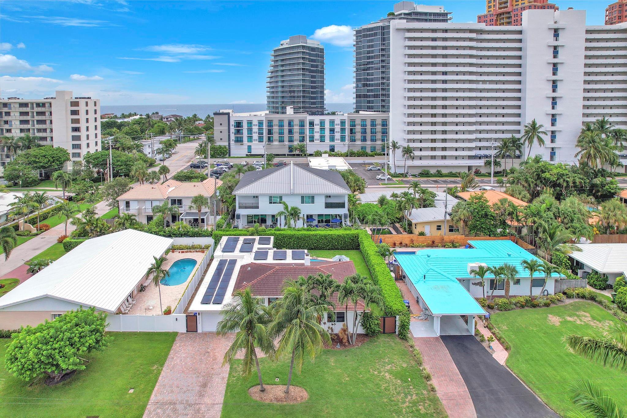 2212 NE 32nd Ave Fort Lauderdale, FL 33305