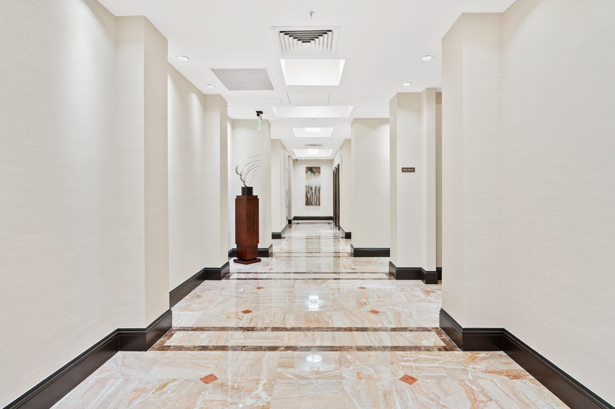 2011 N Ocean Blvd #206 Fort Lauderdale, FL 33305