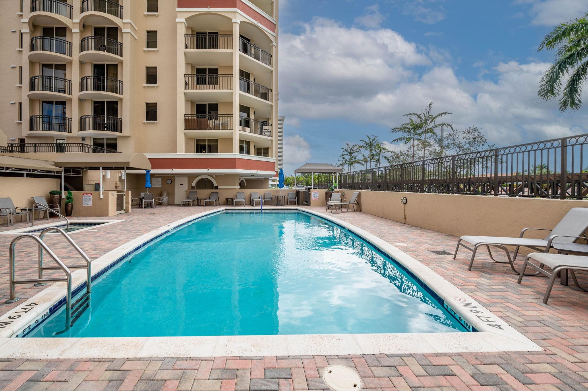 2011 N Ocean Blvd #206 Fort Lauderdale, FL 33305