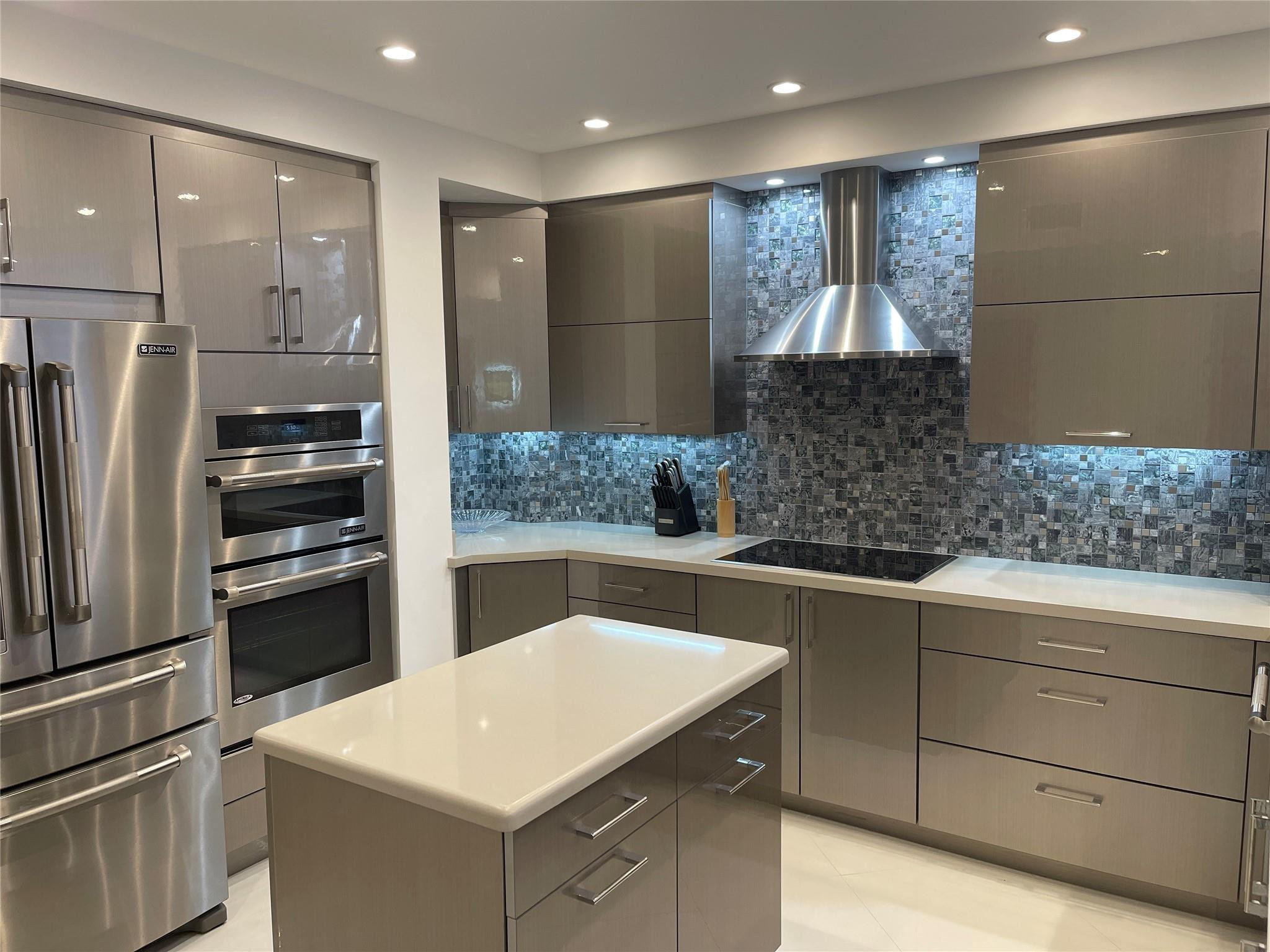 100 S Birch #2502C Fort Lauderdale, FL 33316