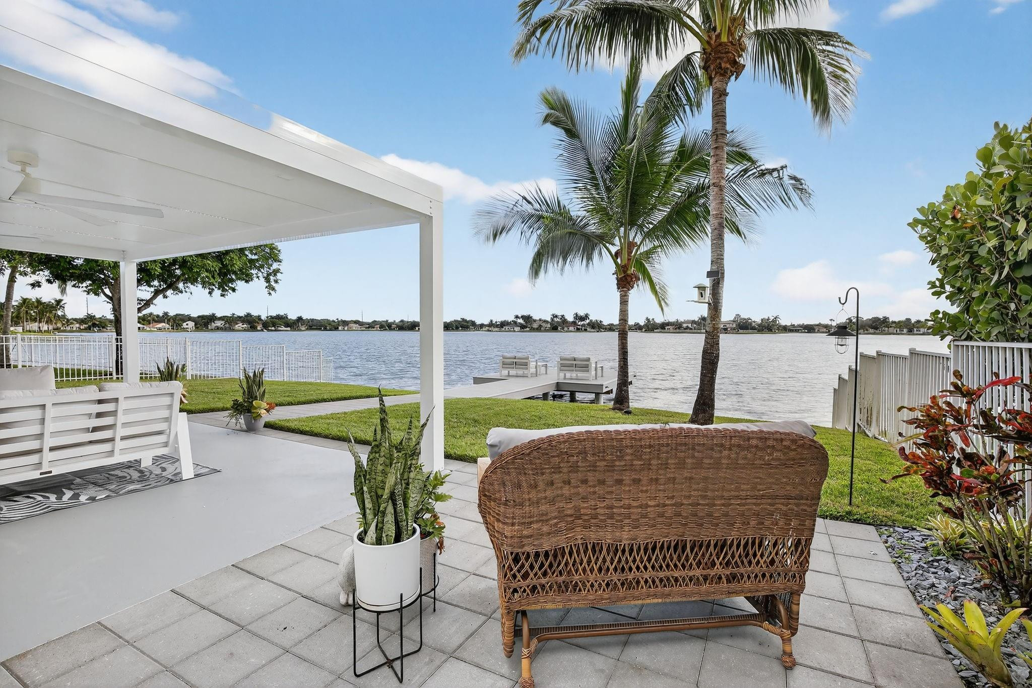 18728 NW 24th Pembroke Pines, FL 33029