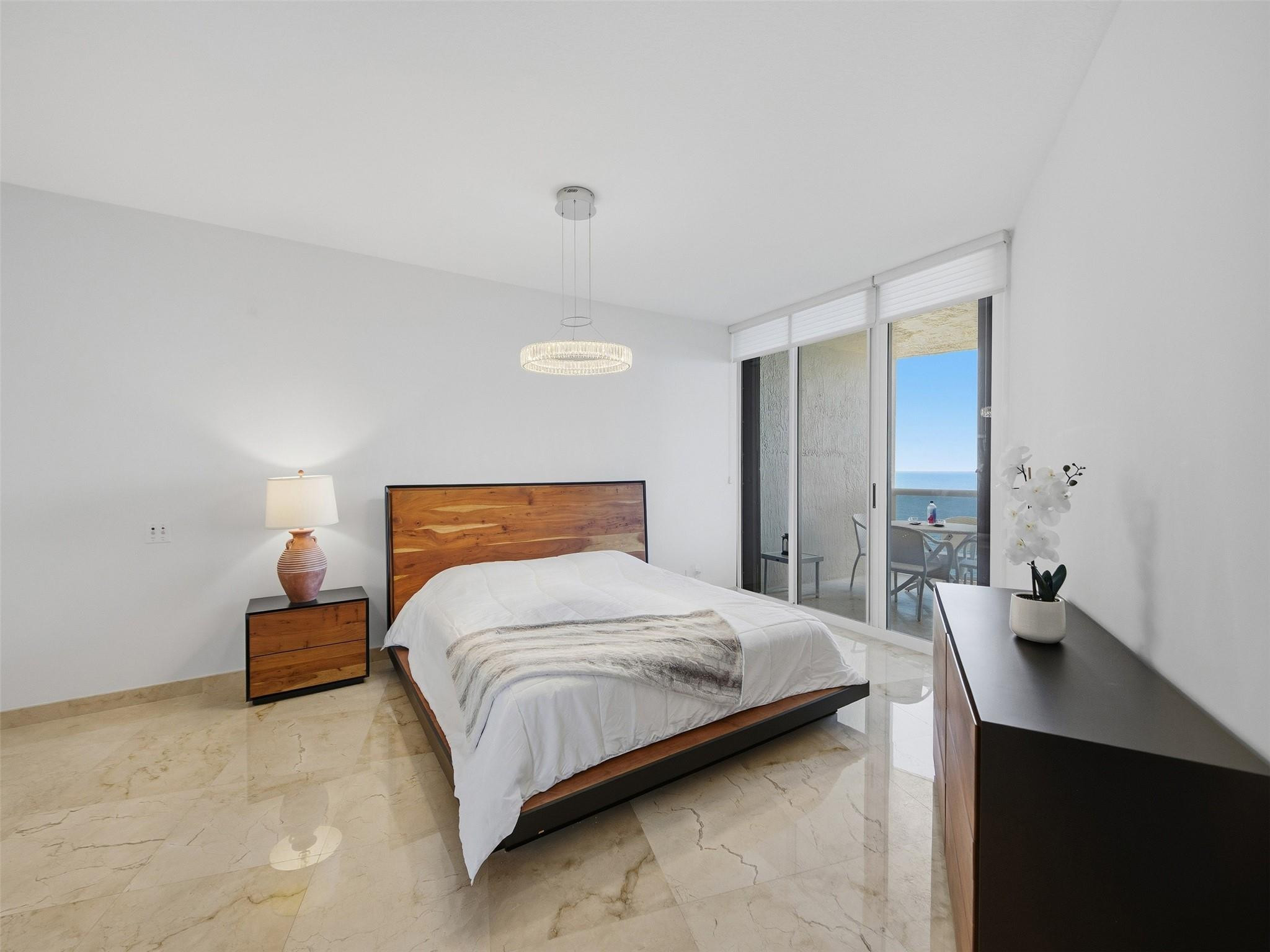 3200 N Ocean #2505 Fort Lauderdale, FL 33308