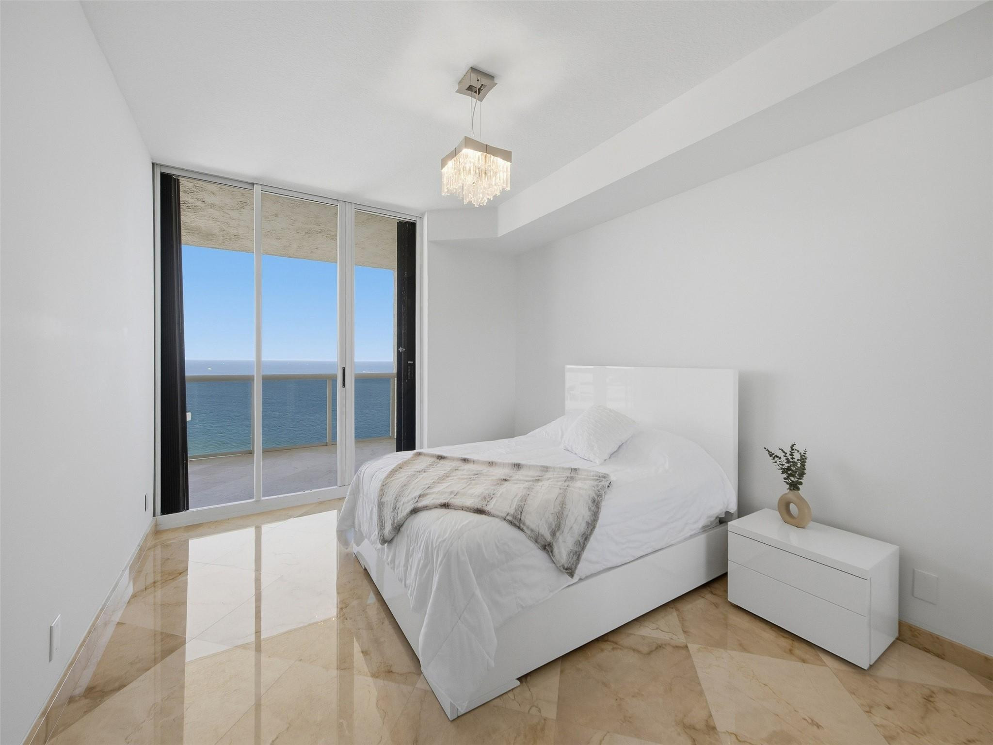 3200 N Ocean #2505 Fort Lauderdale, FL 33308