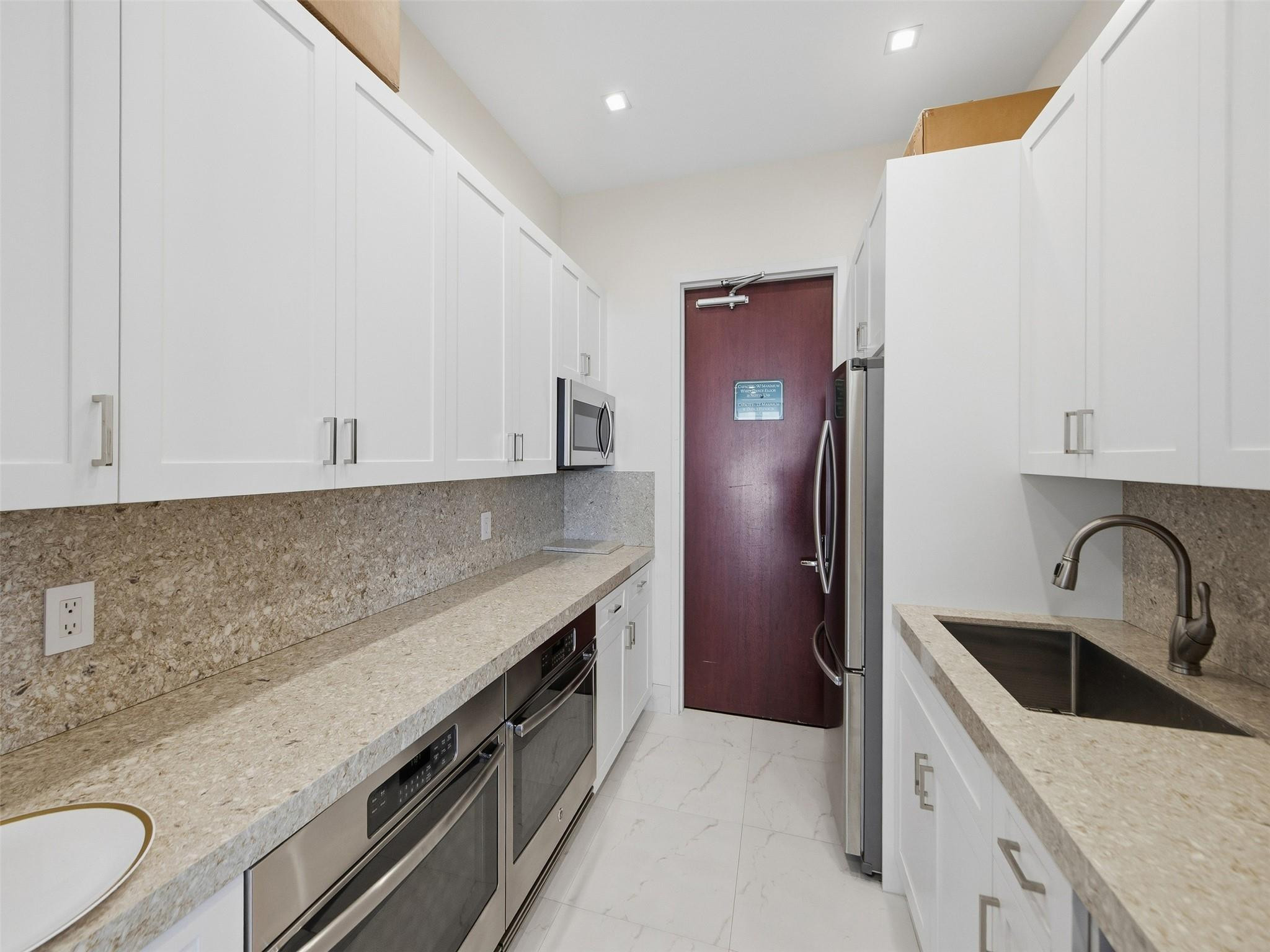 3200 N Ocean #2505 Fort Lauderdale, FL 33308