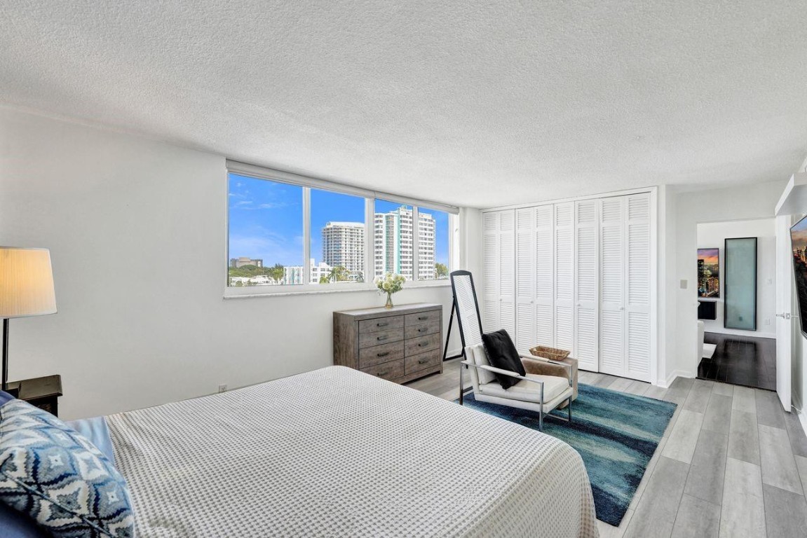 524 Orton Ave #702 Fort Lauderdale, FL 33304