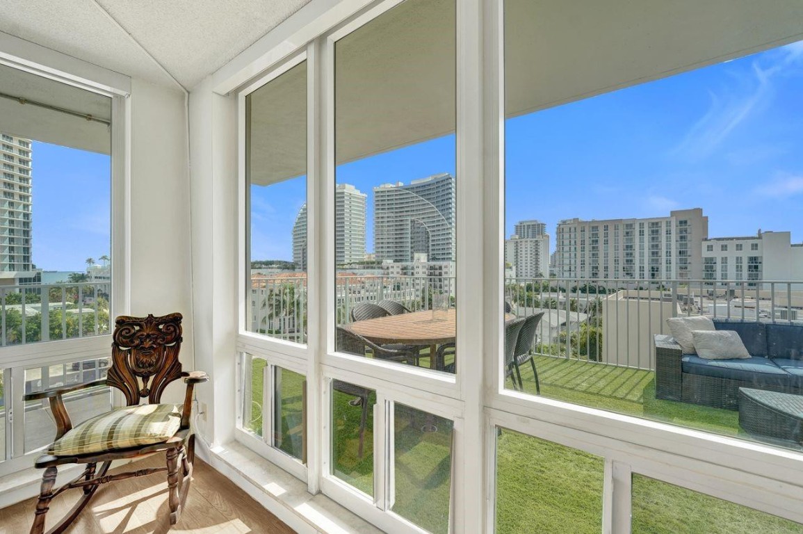 524 Orton Ave #702 Fort Lauderdale, FL 33304