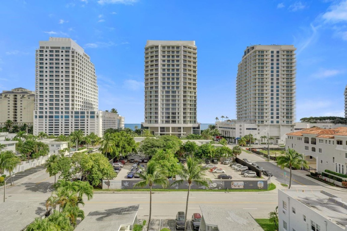 524 Orton Ave #702 Fort Lauderdale, FL 33304