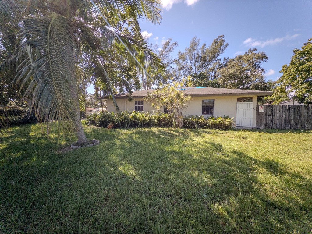 1403 SW 27th Ct Fort Lauderdale, FL 33315