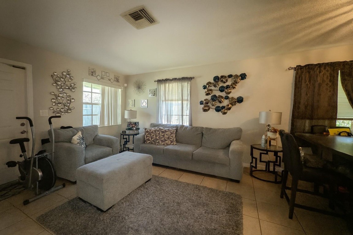 1403 SW 27th Ct Fort Lauderdale, FL 33315