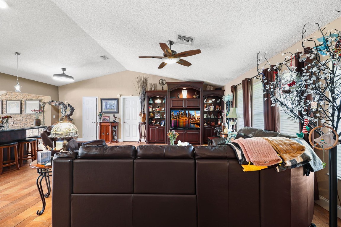 9700 NW 28th St Hollywood, FL 33024