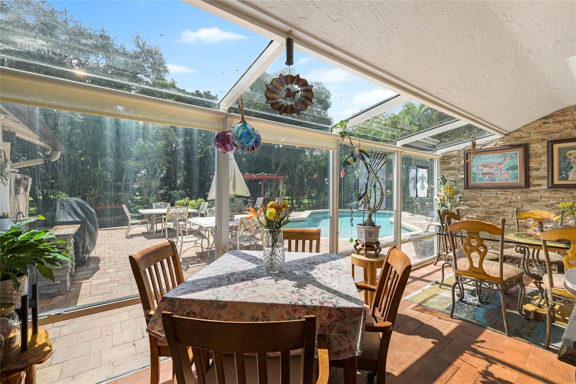 9700 NW 28th St Hollywood, FL 33024