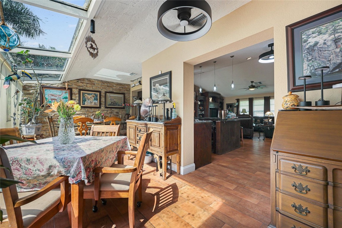 9700 NW 28th St Hollywood, FL 33024