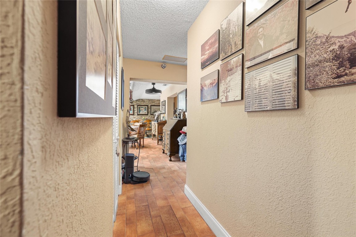 9700 NW 28th St Hollywood, FL 33024