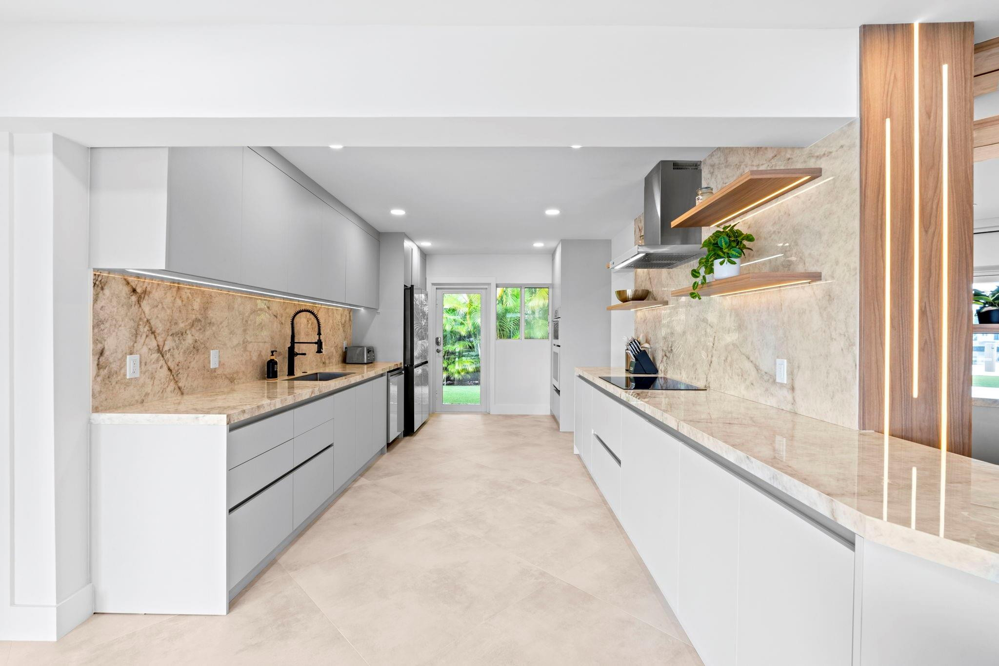 1725 NE 23rd Fort Lauderdale, FL 33305