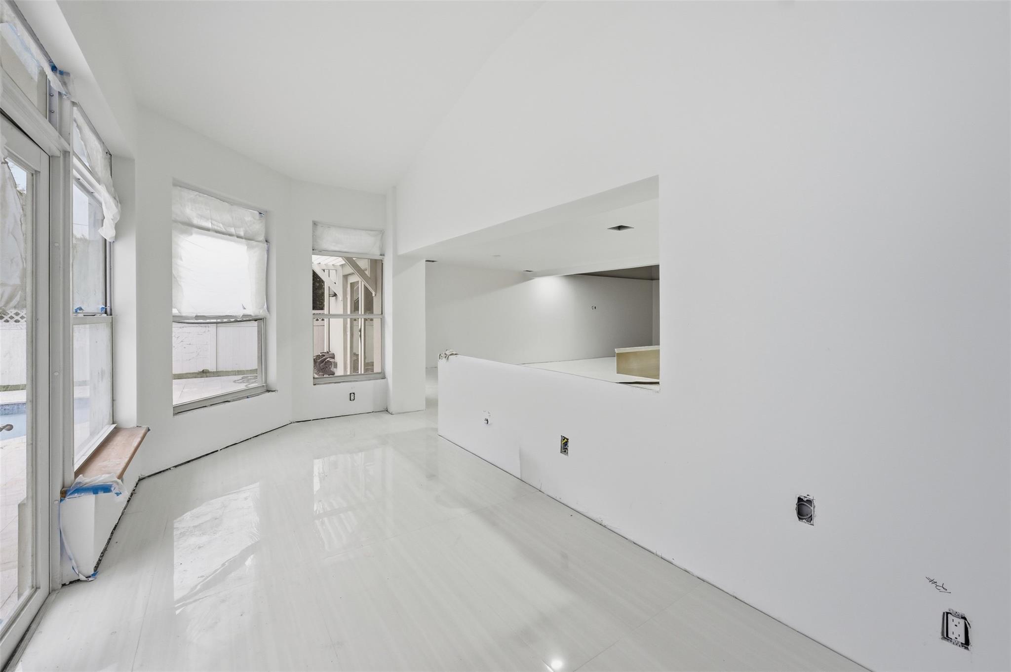 2026 NE 32nd Ave Fort Lauderdale, FL 33305