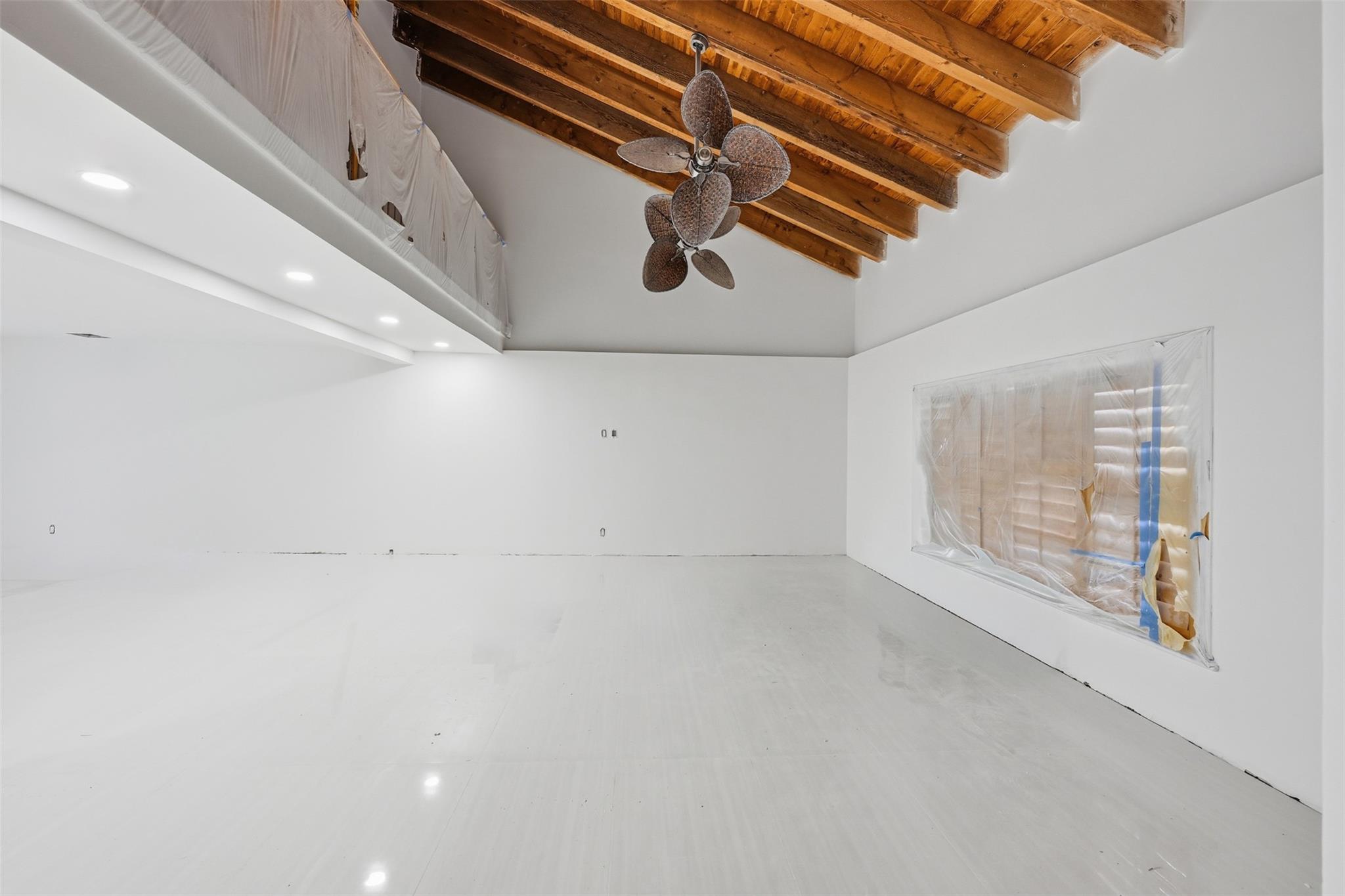 2026 NE 32nd Ave Fort Lauderdale, FL 33305