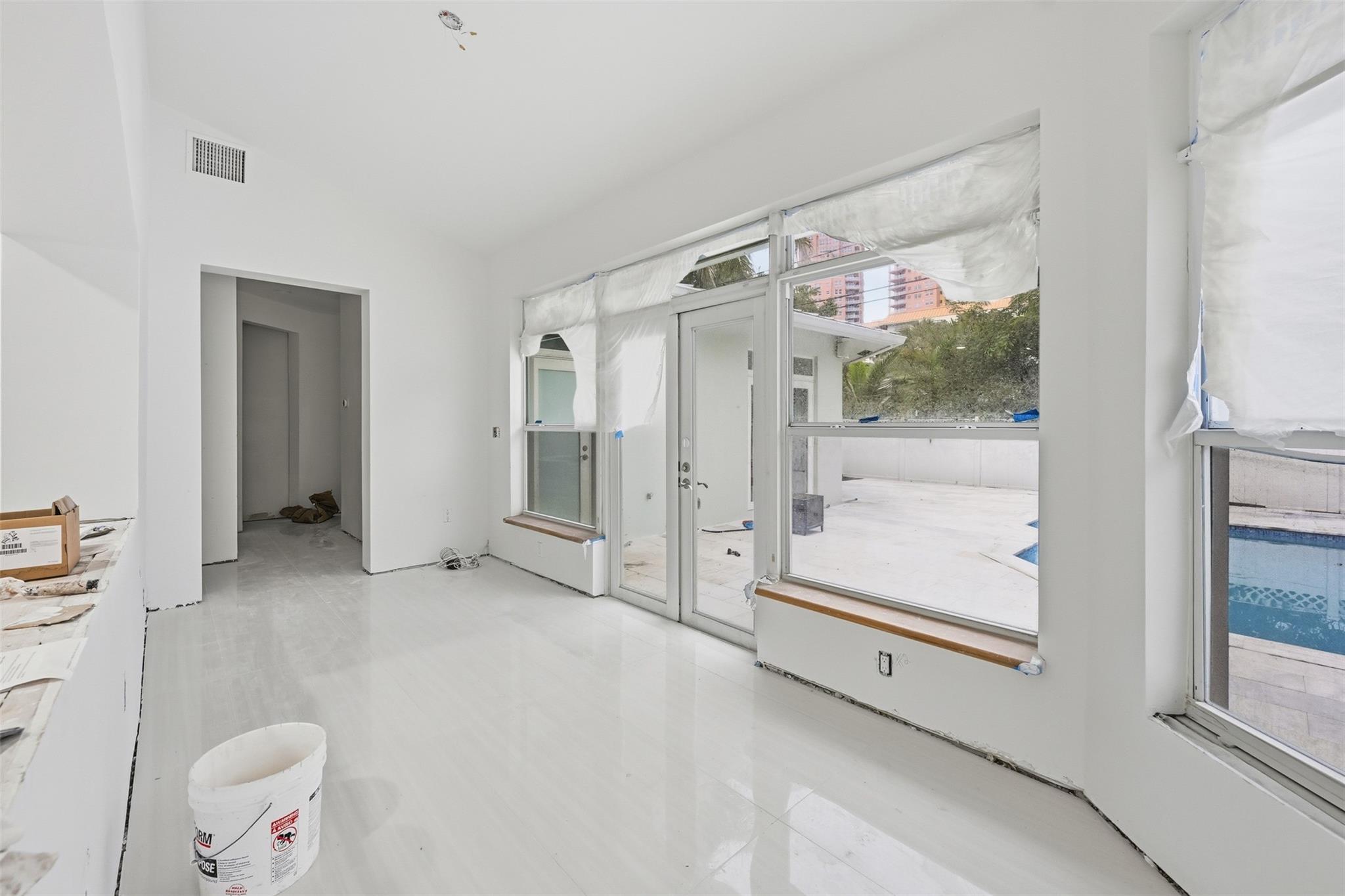 2026 NE 32nd Ave Fort Lauderdale, FL 33305