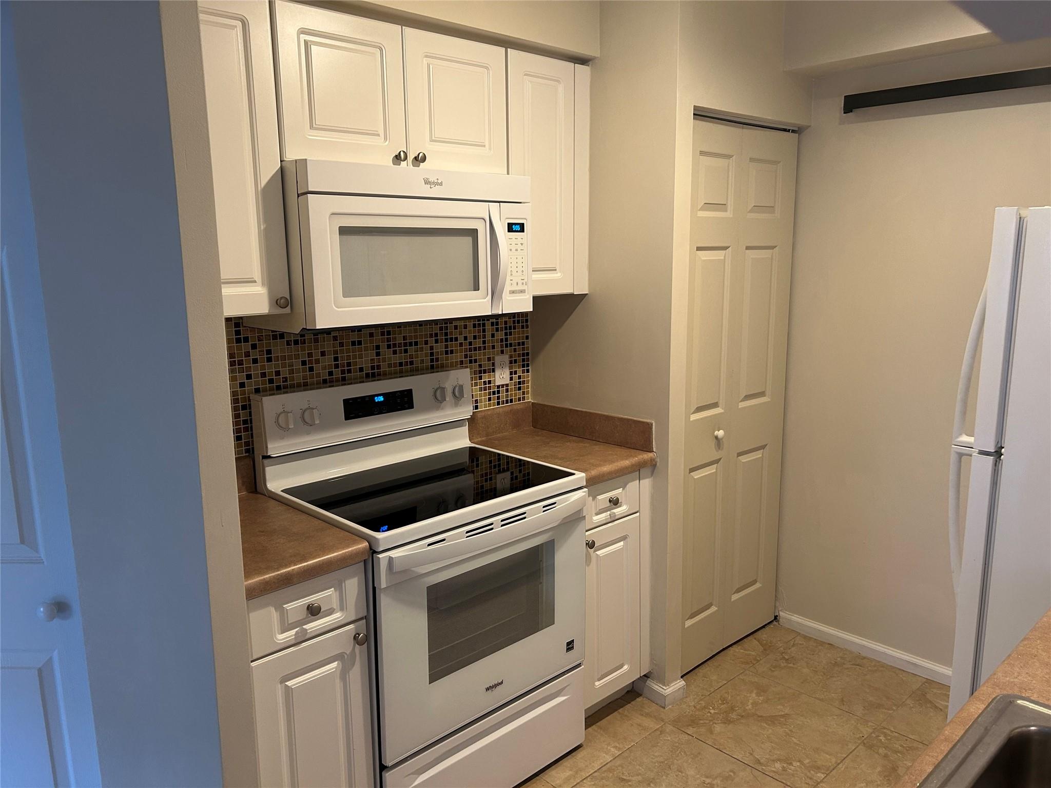 image Porto Bellagio Condo2