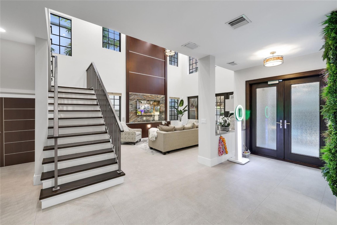 1404 SE 2nd Fort Lauderdale, FL 33301