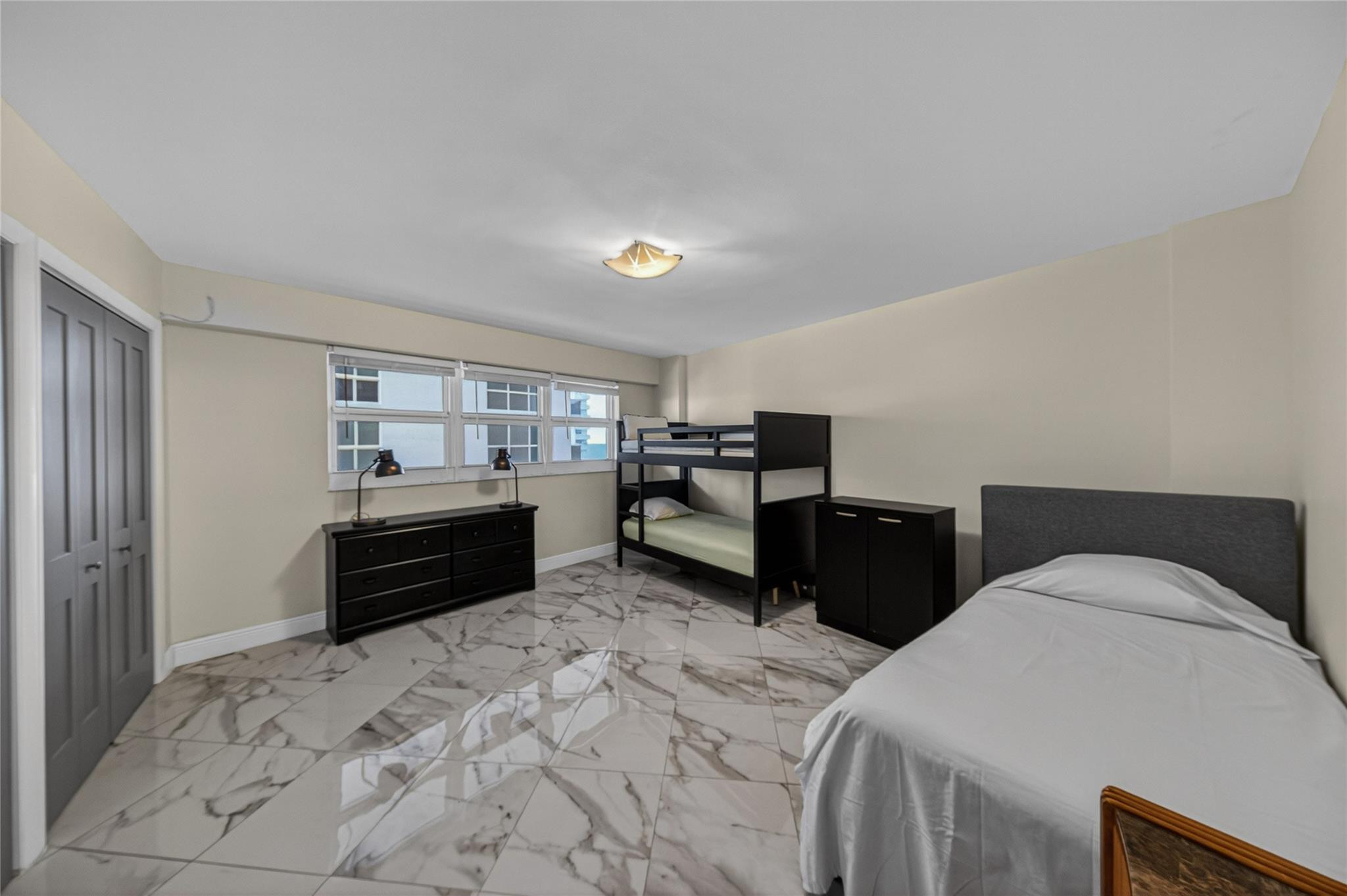 4100 Galt Ocean #606 Fort Lauderdale, FL 33308