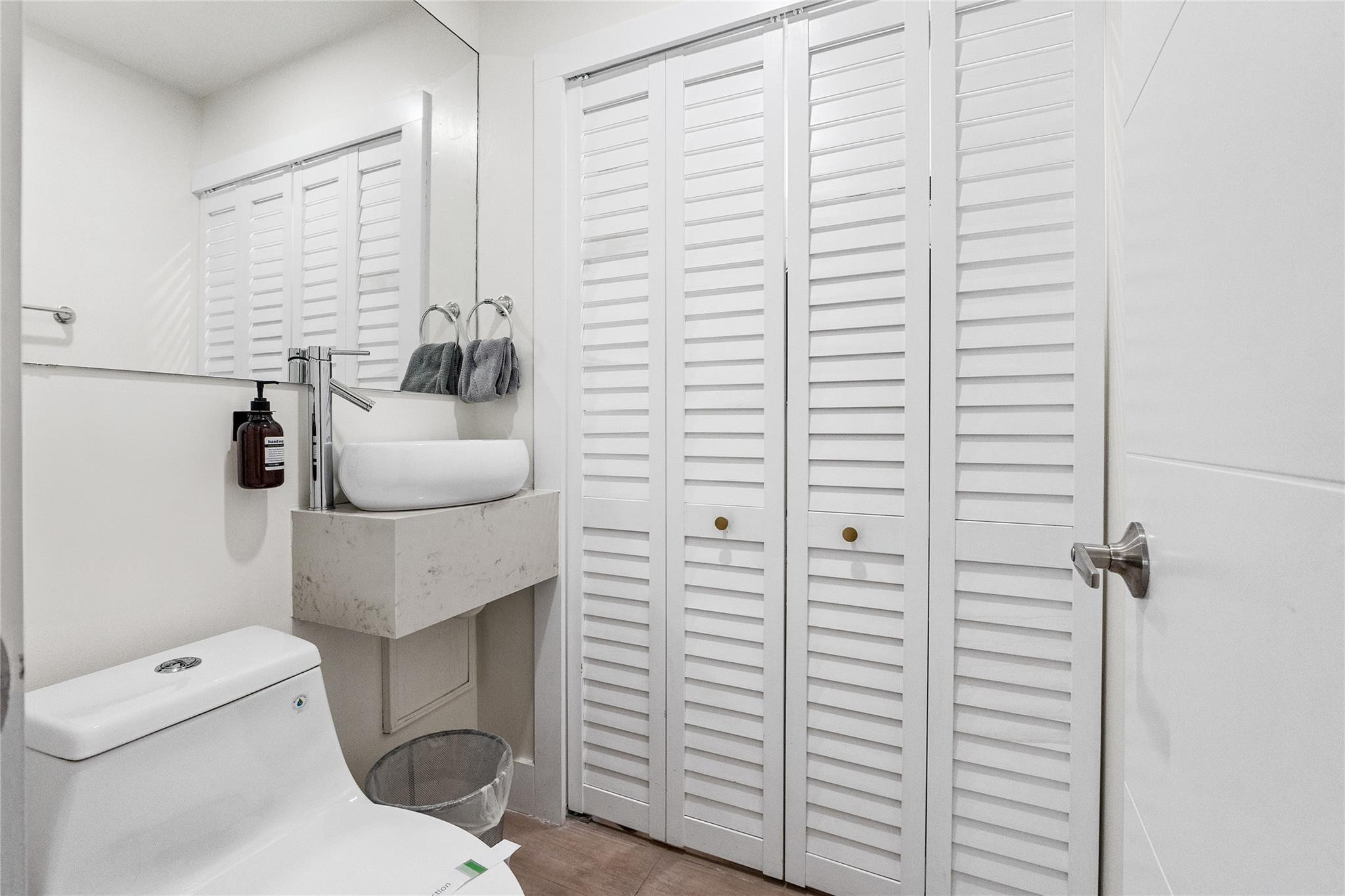 2621 NE 20th Pompano Beach, FL 33064