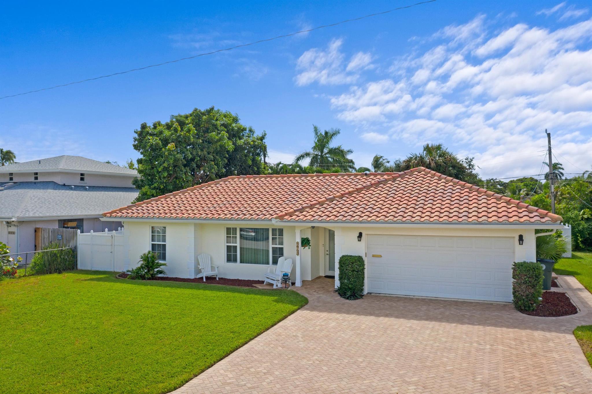274 NE 24th Ct