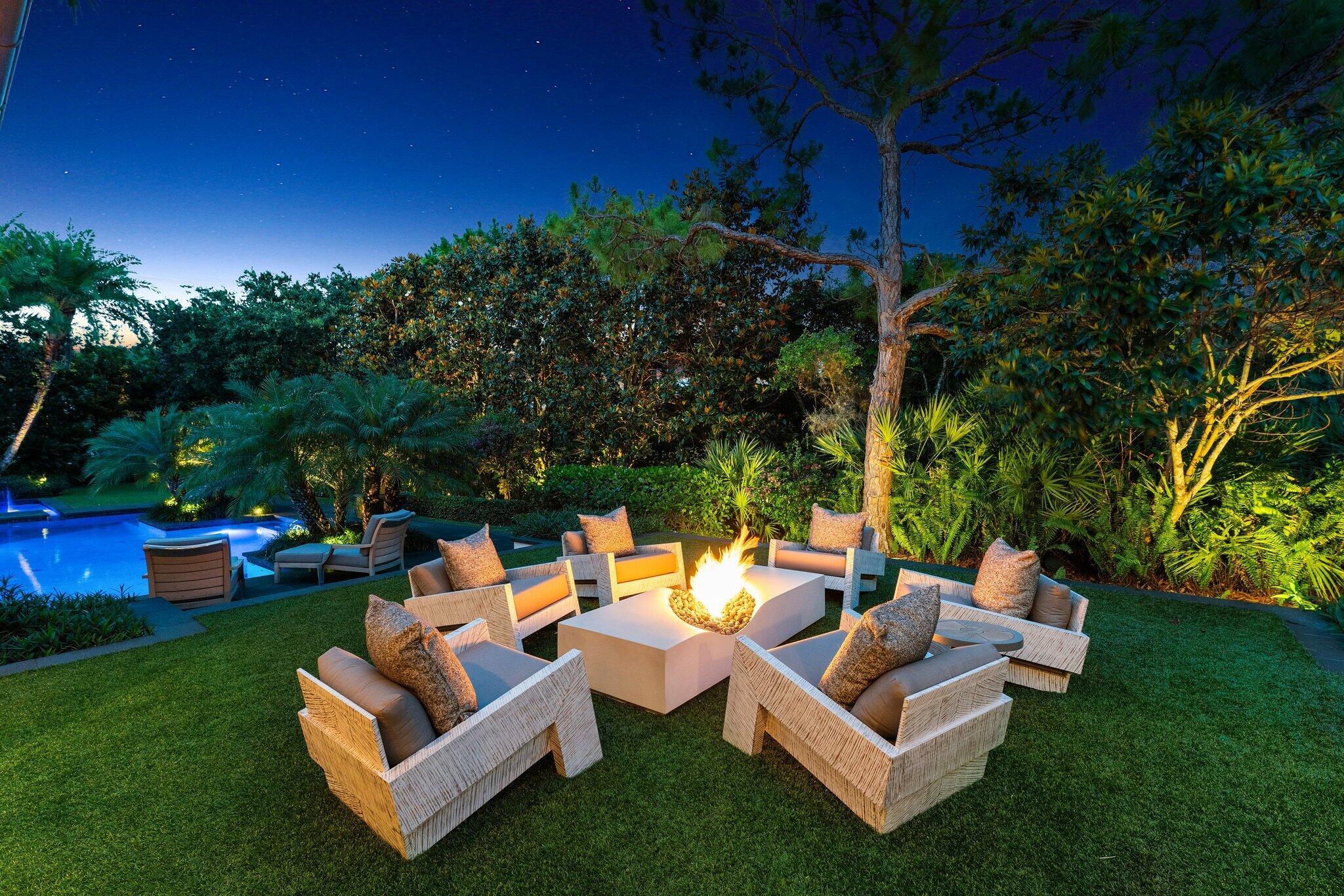 232 Bears Clb Dr Jupiter, FL 33477