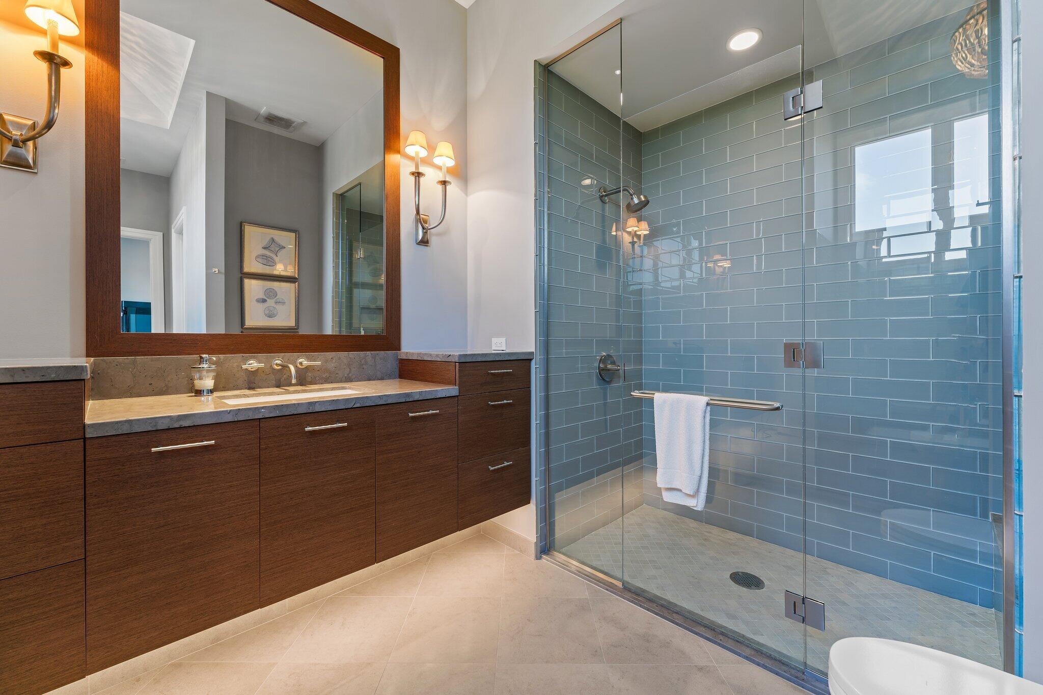 232 Bears Clb Dr Jupiter, FL 33477