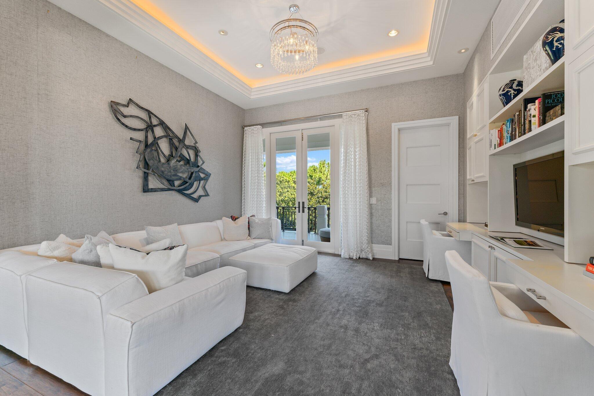 232 Bears Clb Dr Jupiter, FL 33477