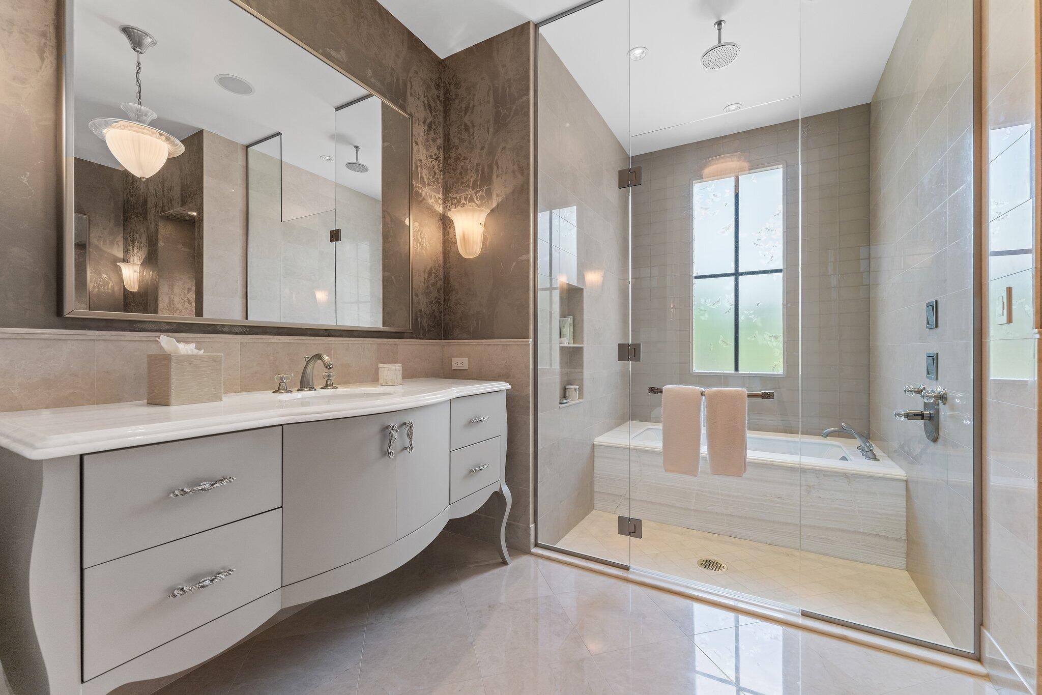 232 Bears Clb Dr Jupiter, FL 33477