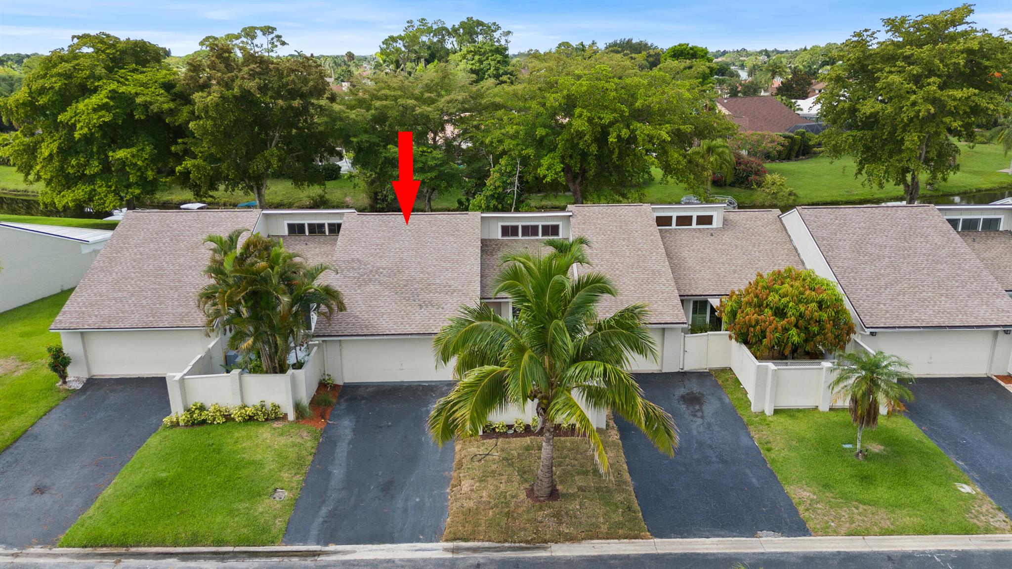 12814 Spinnaker Ln