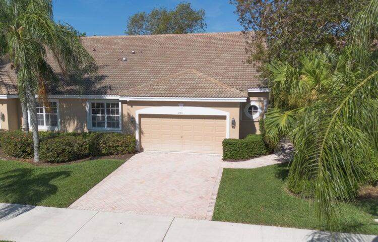 4701 Carlton Golf Dr