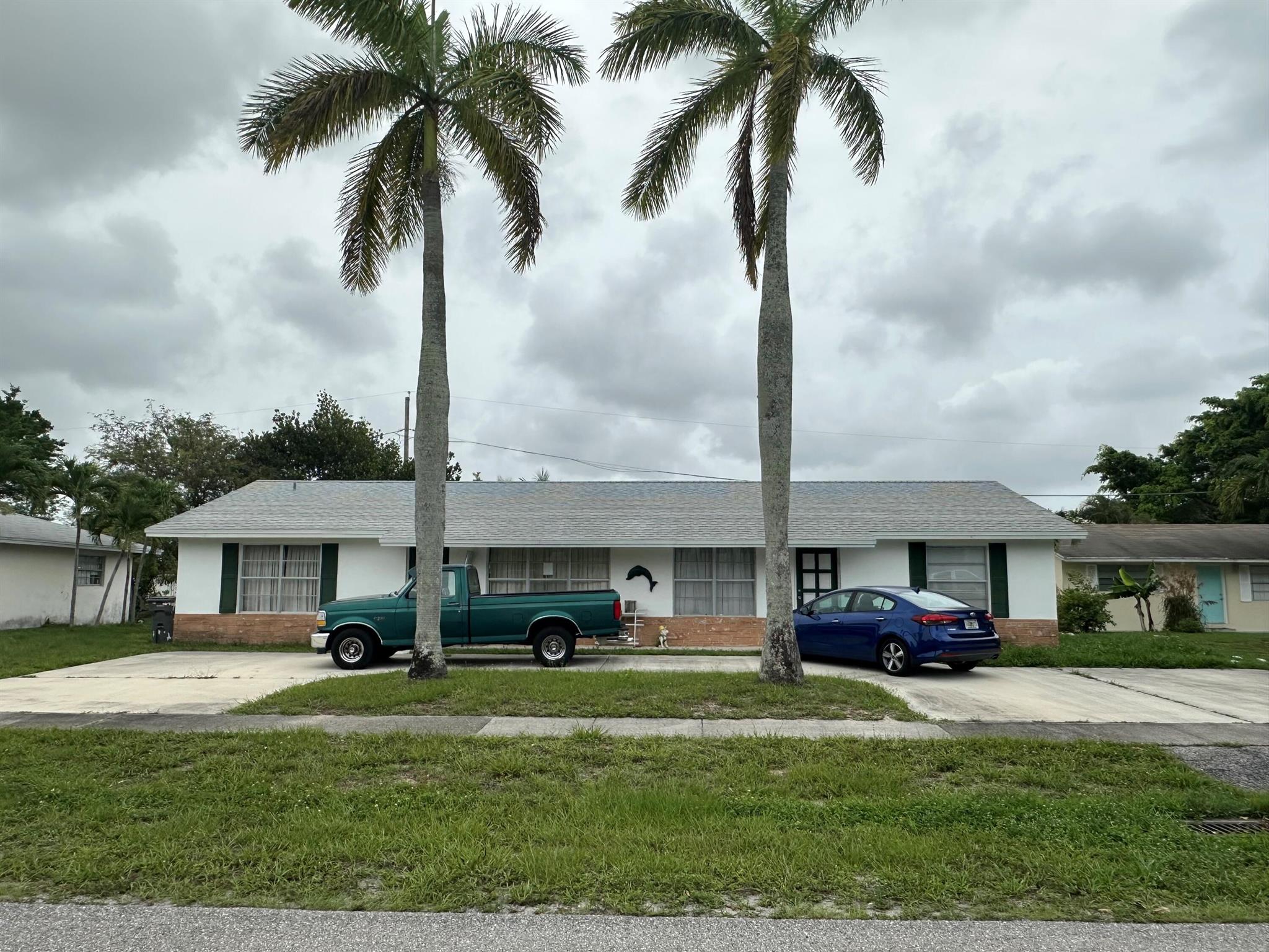 3797 E Roan Ct