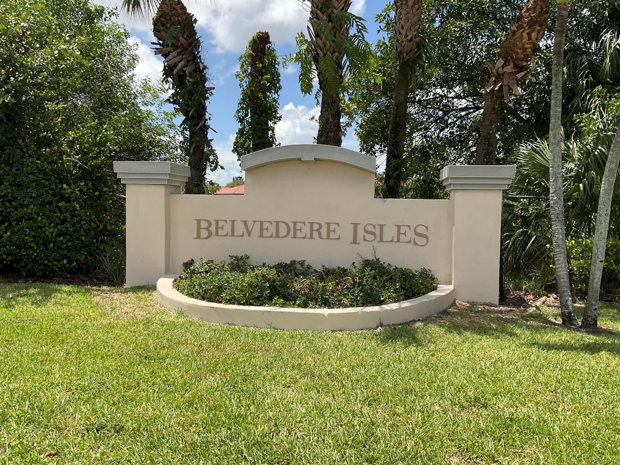 1133 Golden Lk Blvd #815