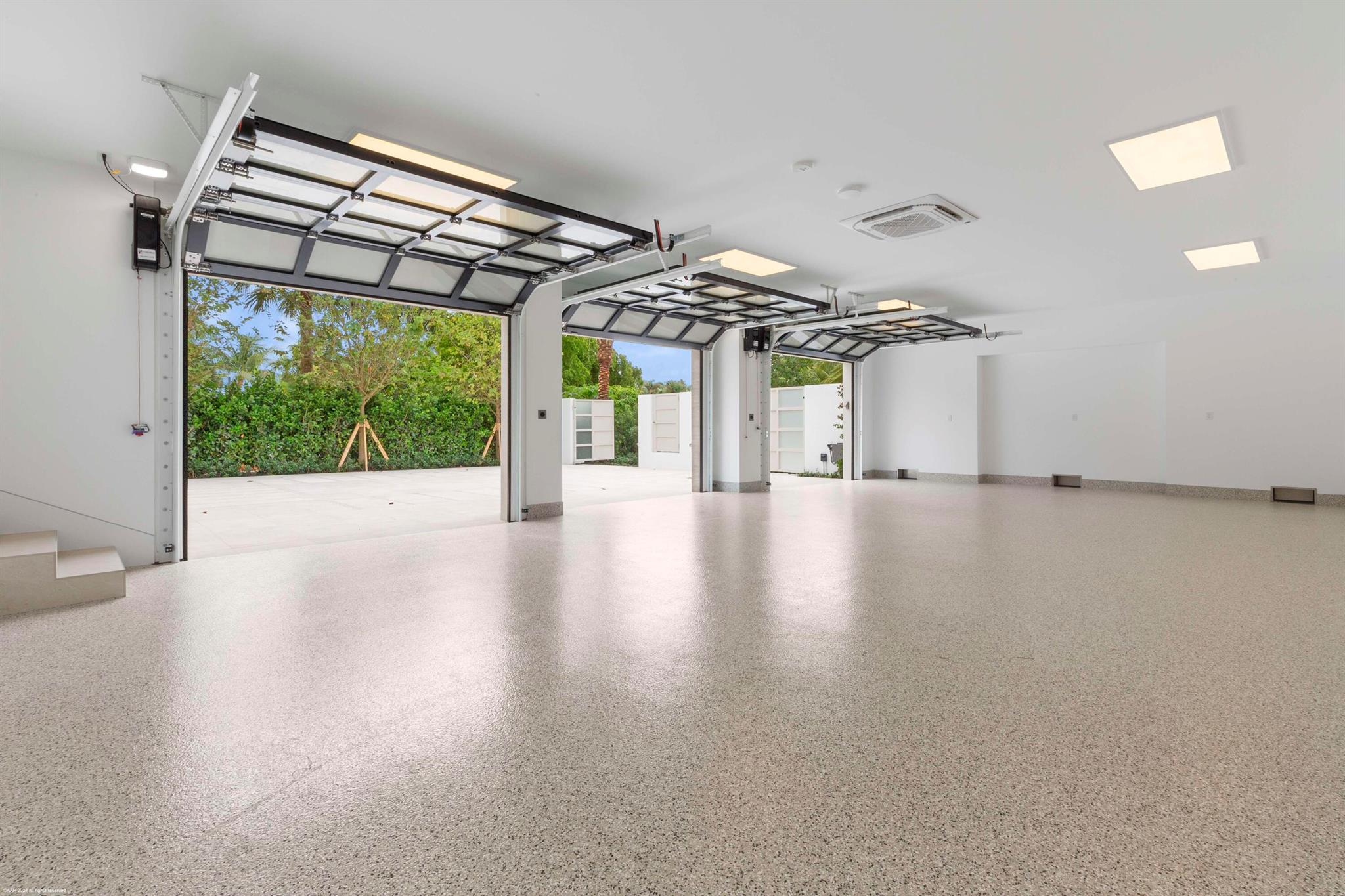 2914 N Flagler Dr West Palm Beach, FL 33407 2914 N Flagler Dr West Palm Beach, FL 33407