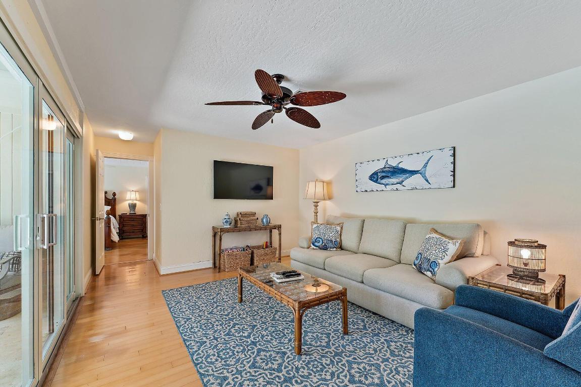 107 Mako Jupiter, FL 33477