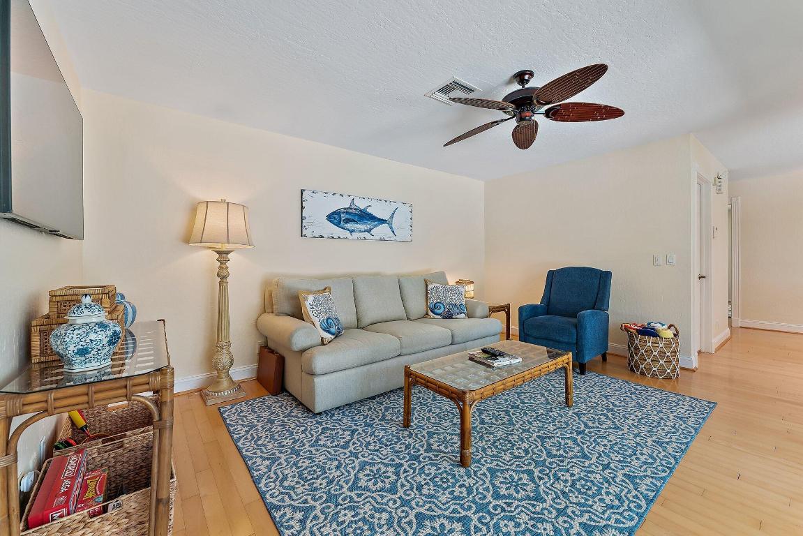 107 Mako Jupiter, FL 33477