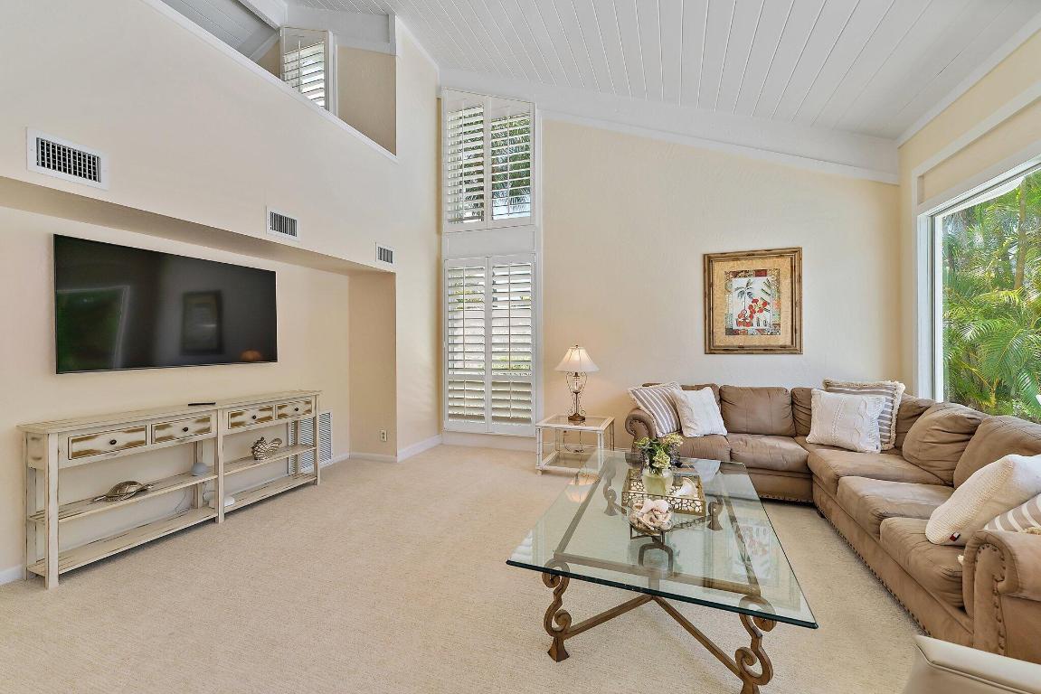 107 Mako Jupiter, FL 33477