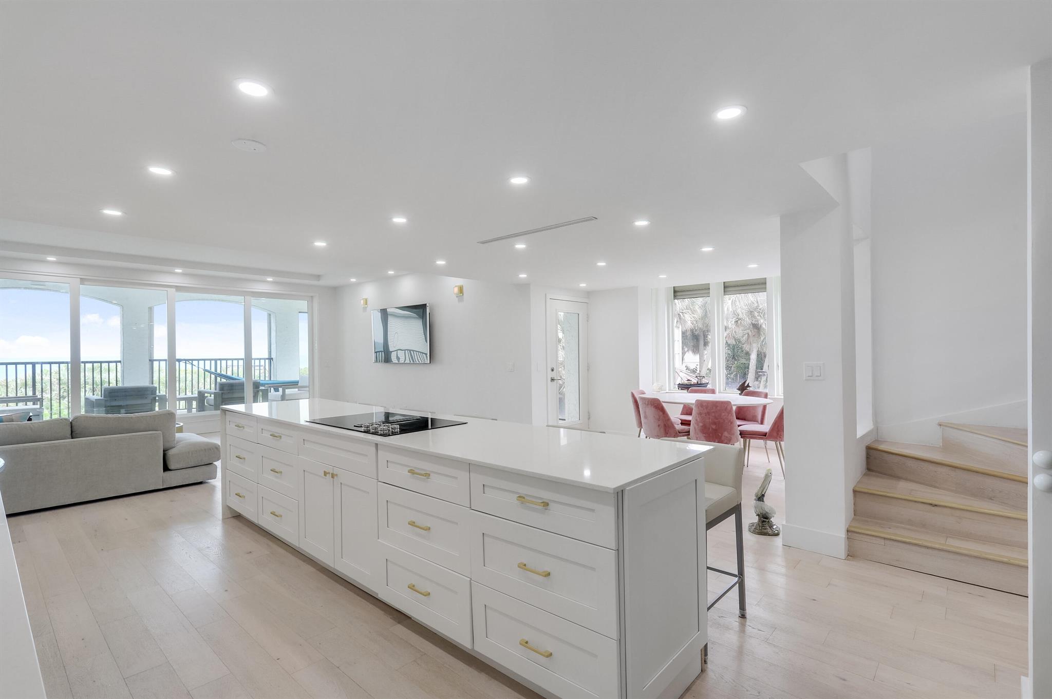 4651 NE Ocean Blvd #31 Jensen Beach, FL 34957