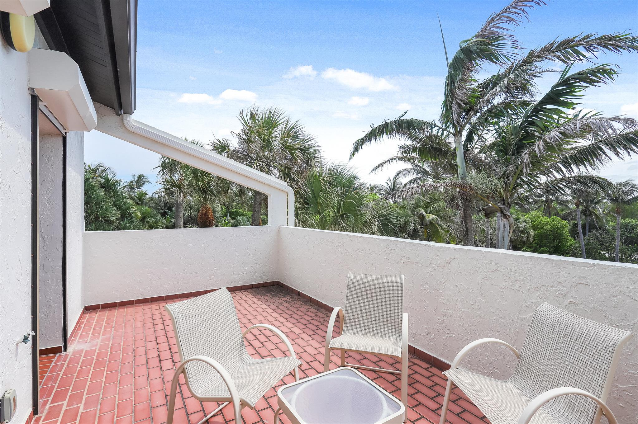 4651 NE Ocean Blvd #31 Jensen Beach, FL 34957