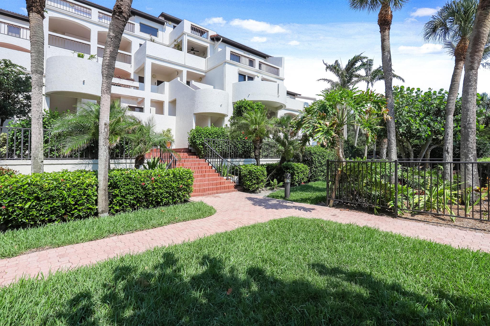 4651 NE Ocean Blvd #31 Jensen Beach, FL 34957