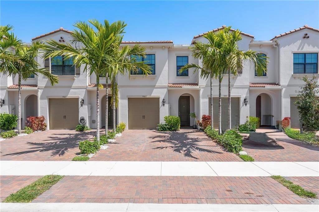 9501 Glider Way
