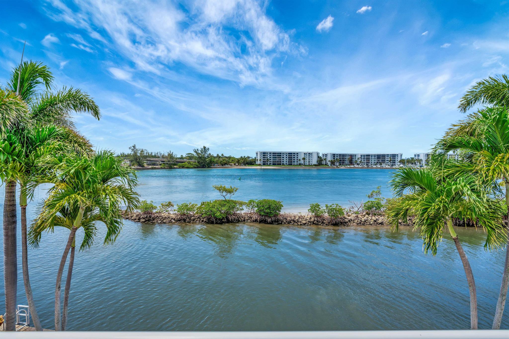 1000 N Us Hwy 1 #762 & 764 Jupiter, FL 33477