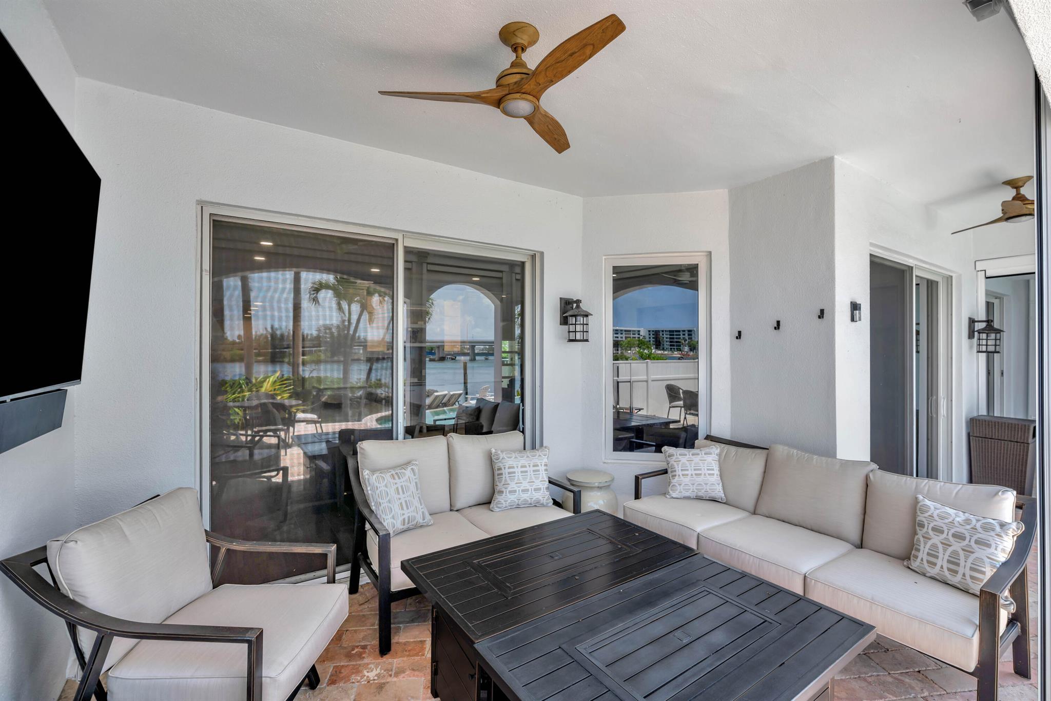 1000 N Us Hwy 1 #762 & 764 Jupiter, FL 33477