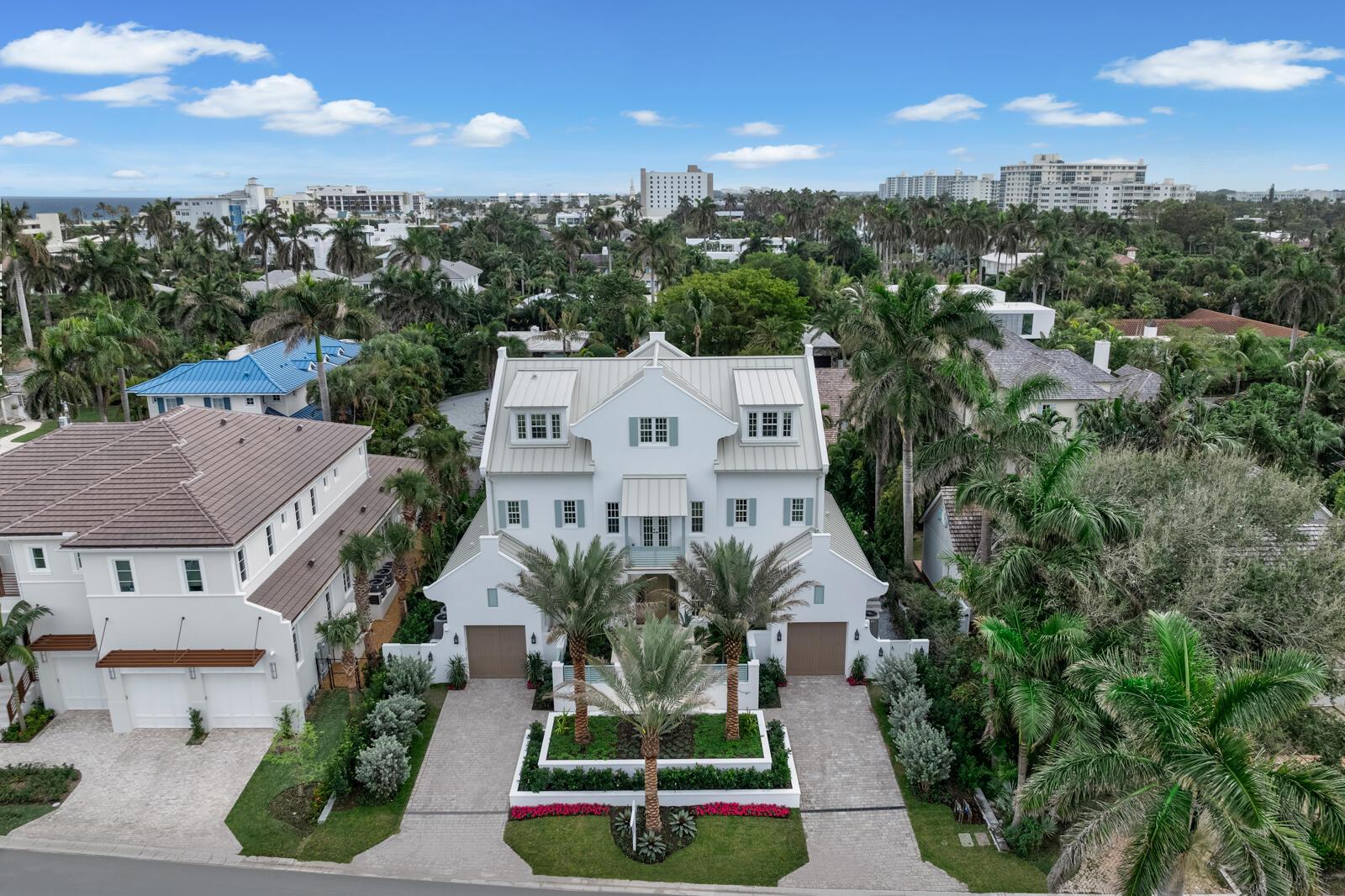 1114 Vista Del Mar Dr