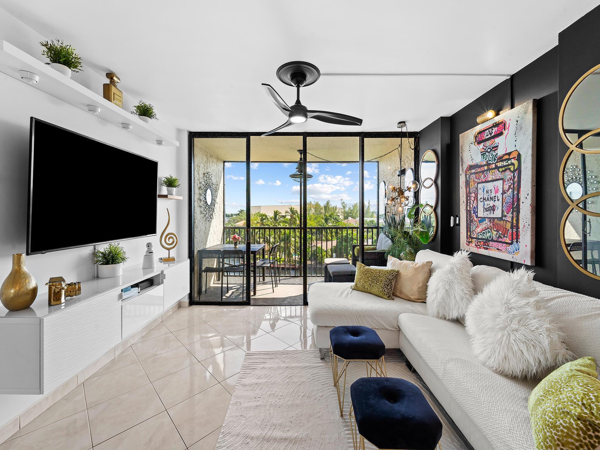 13 Royal Palm Way #5030